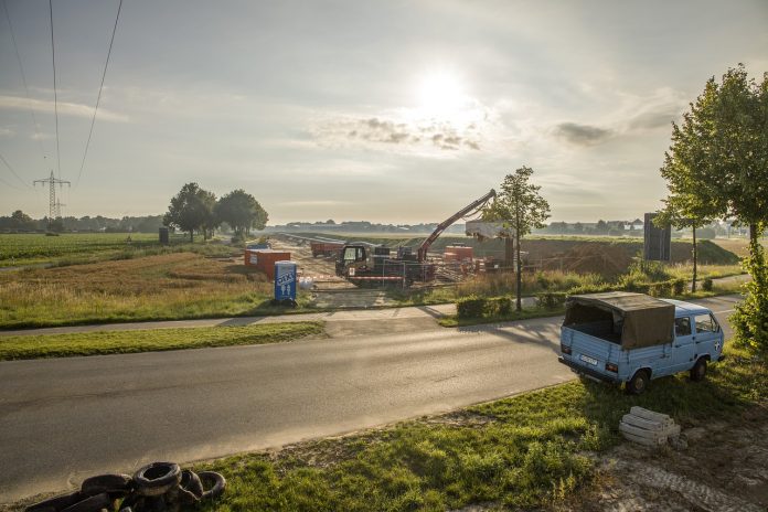 zeelink-pipeline-immerath-5393136_1280
