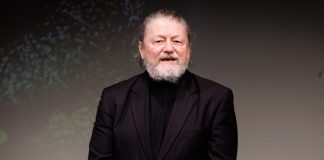 Hegedűs D. Géza életműkoncertet ad a Vígszínházban